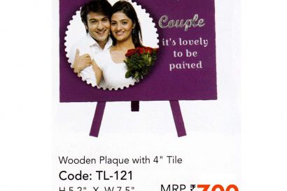 Couple Easel Frame